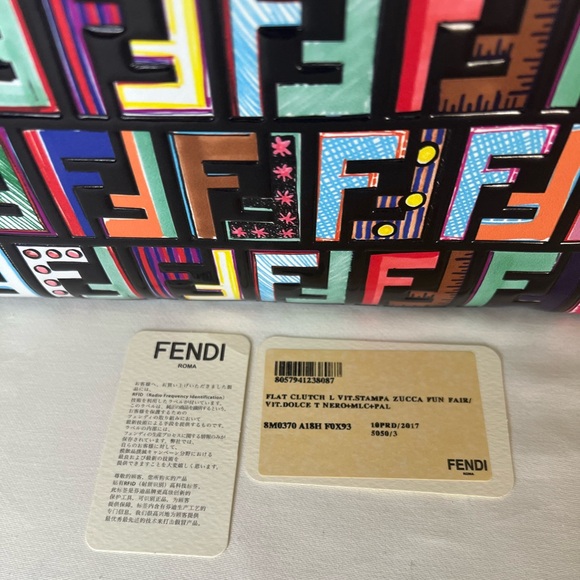 FENDI: Fendi Multicolore Zucca Print FF Flat Clutch Leather - Picture 12 of 13
